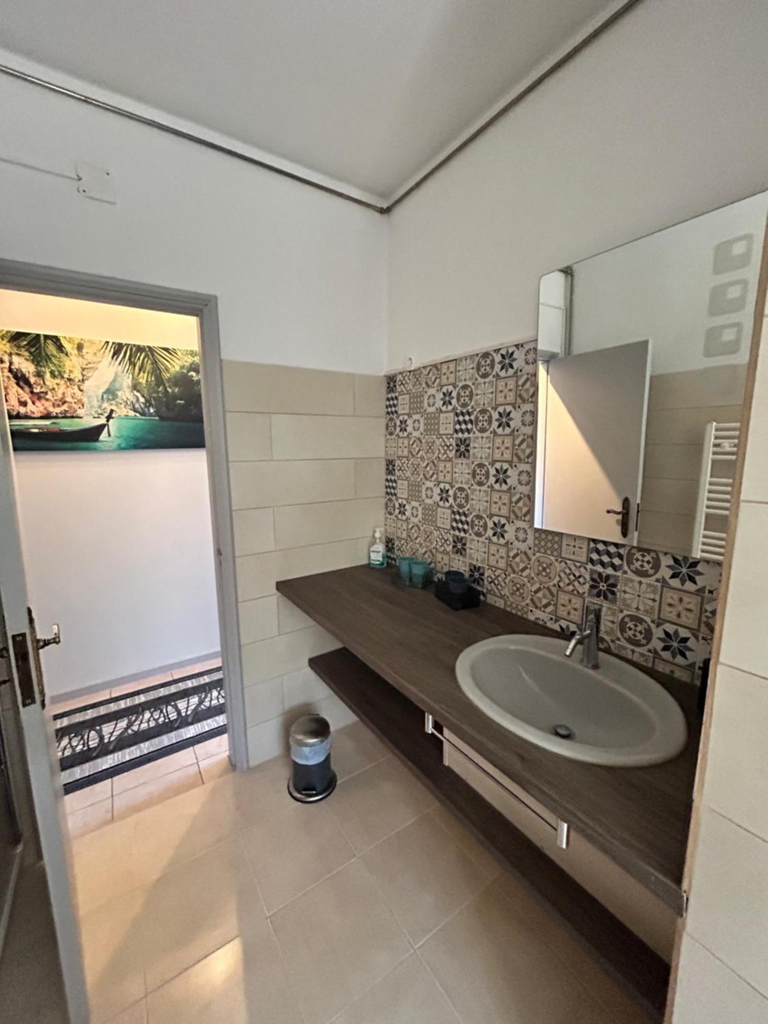Quinta De Areias Alojamento de Acomodação e Pequeno-almoço Crespos